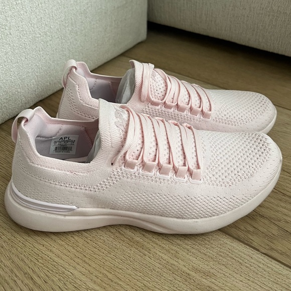 APL ♡ Techloom Breeze Sneakers in Baby Pink - Picture 4 of 7